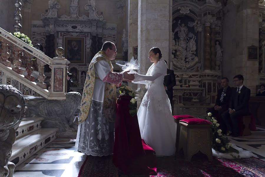 Jurufoto perkahwinan Emiliano Masala (masala). Foto pada 16 Mac 2015