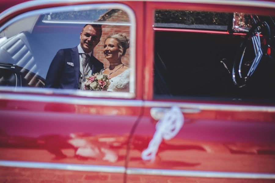 Fotógrafo de bodas Lisa Helsen (lisahelsen). Foto del 17 de abril 2019