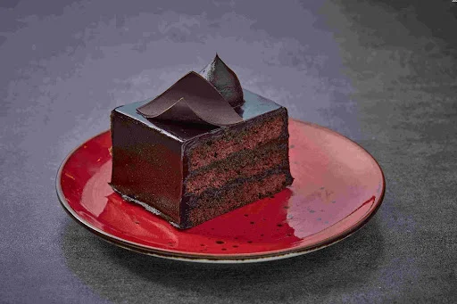 Chocolate Truffle Cake