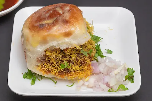 Delite's Butter Dabeli