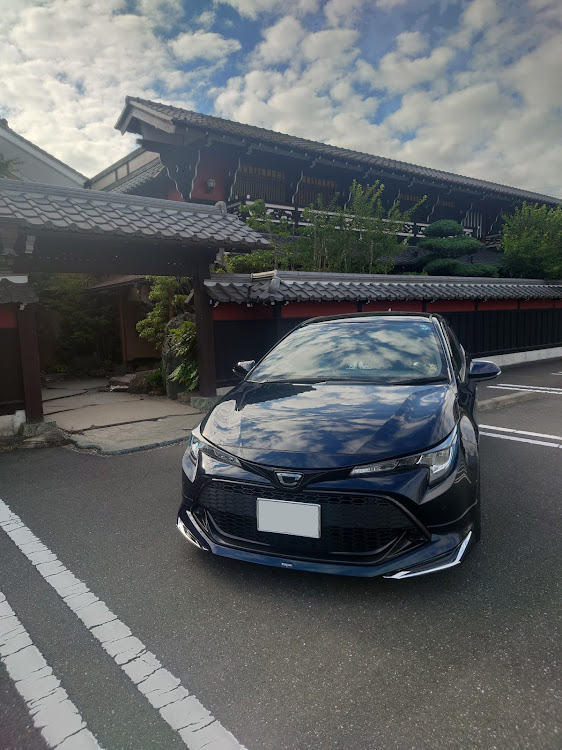 カローラスポーツのいつもイイネ&コメントありがとうございます🙇‍♂️・朝活撮影📷・ここはどこでしょう？に関するカスタム事例の投稿画像6枚目