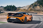 The centre-exit exhaust inspired by McLaren P1 delivers a new, distinctive crescendo.