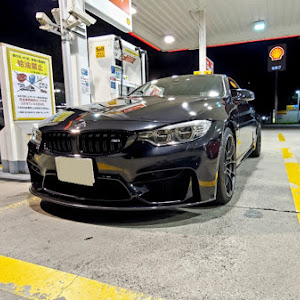 M4 クーペ F82