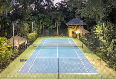 House with pool and terrace 2