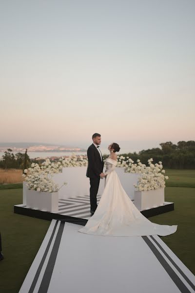 Fotografo di matrimoni Marina Shlykova (iskorks). Foto del 18 maggio 2023