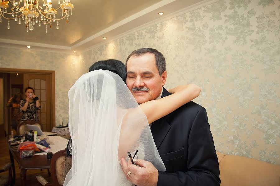 Fotógrafo de bodas Viktor Parfenov (parfionov). Foto del 19 de febrero 2014