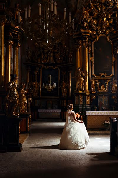 Fotograf ślubny Yuliya Storozhinska (id31957517). Zdjęcie z 8 maja 2017