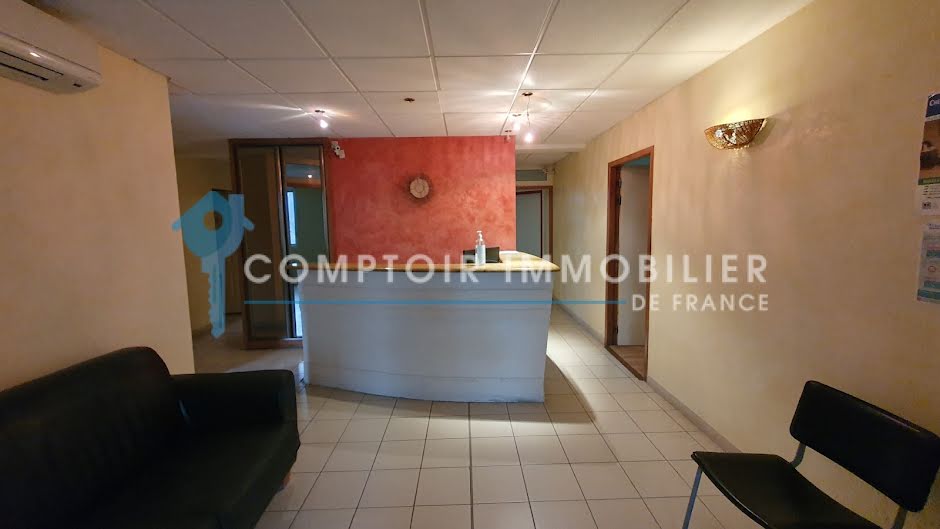 Vente locaux professionnels  137 m² à Uzès (30700), 368 000 €