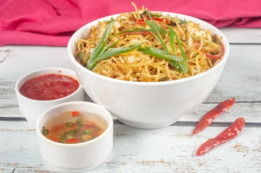 Chicken Schezwan Noodles