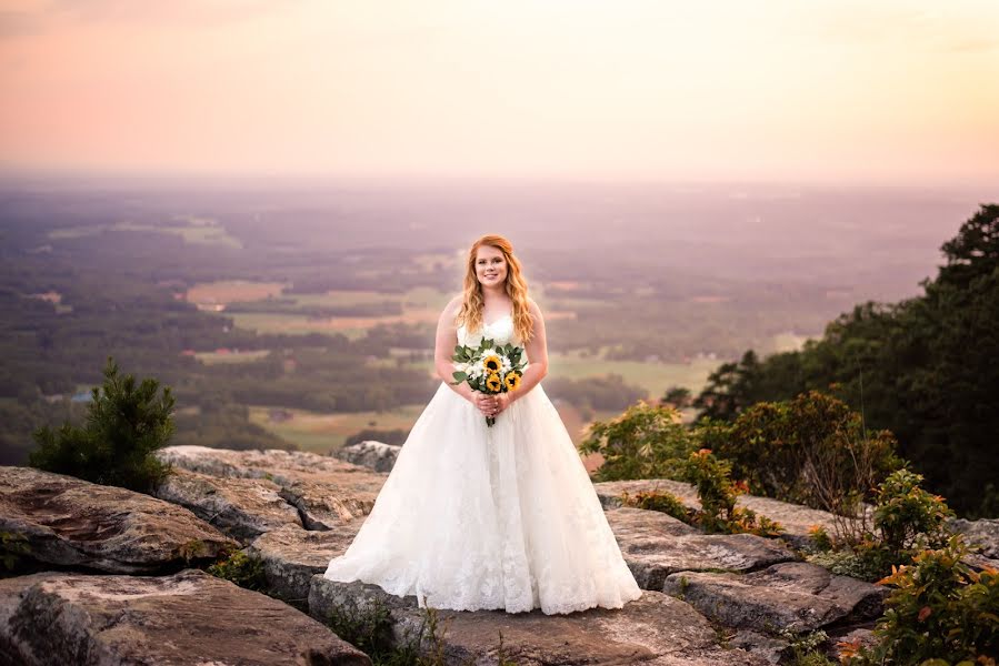 Fotografo di matrimoni Courtney Paige (courtneypaige). Foto del 8 settembre 2019