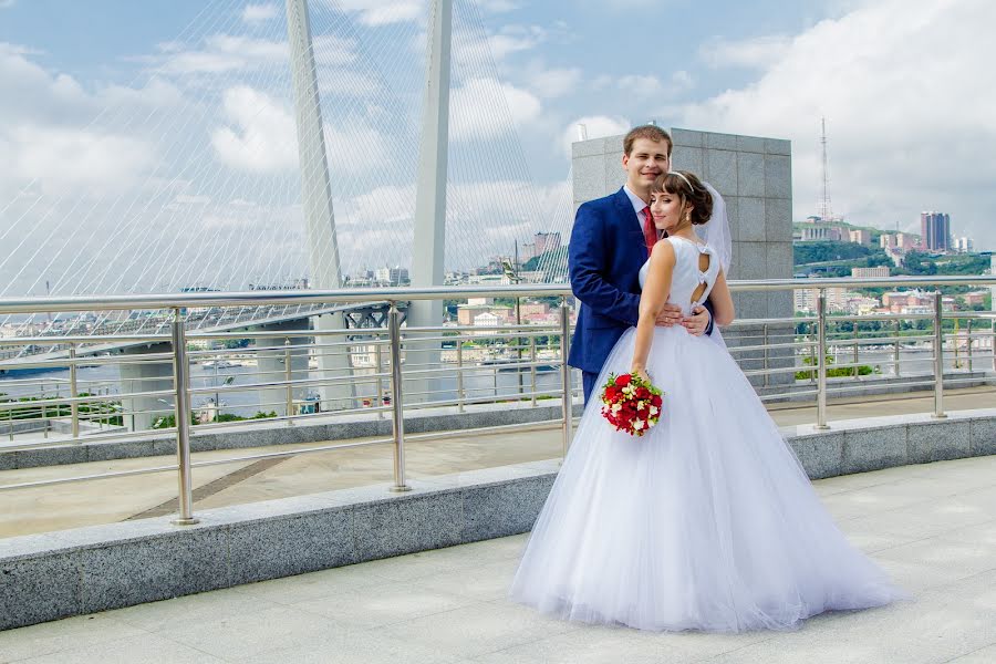 Fotógrafo de casamento Veronika Kirichenko (nikanika). Foto de 27 de setembro 2017