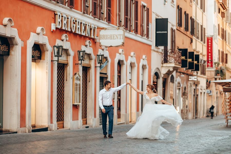 Fotógrafo de bodas Dmitry Agishev (romephotographer). Foto del 17 de septiembre 2019