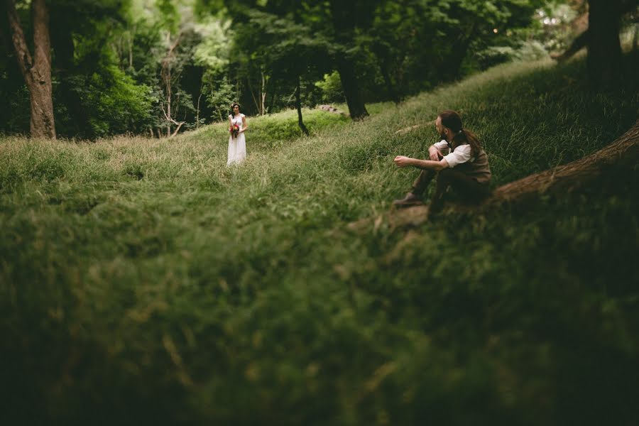 Fotógrafo de casamento Bacoev Konstantin (batsoev). Foto de 11 de fevereiro 2016