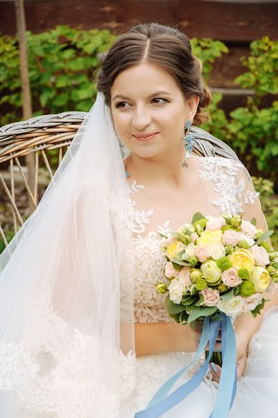 Fotografo di matrimoni Yuliia Zlata (juliezlt). Foto del 17 marzo 2017