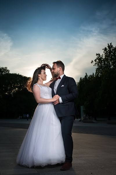 Fotografo di matrimoni Adam Abramowicz (fotostrobi). Foto del 14 settembre 2017