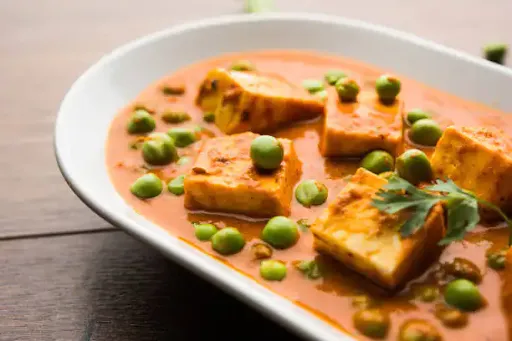 Matar Paneer