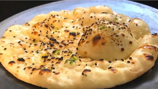 Tandoori Aloo Naan