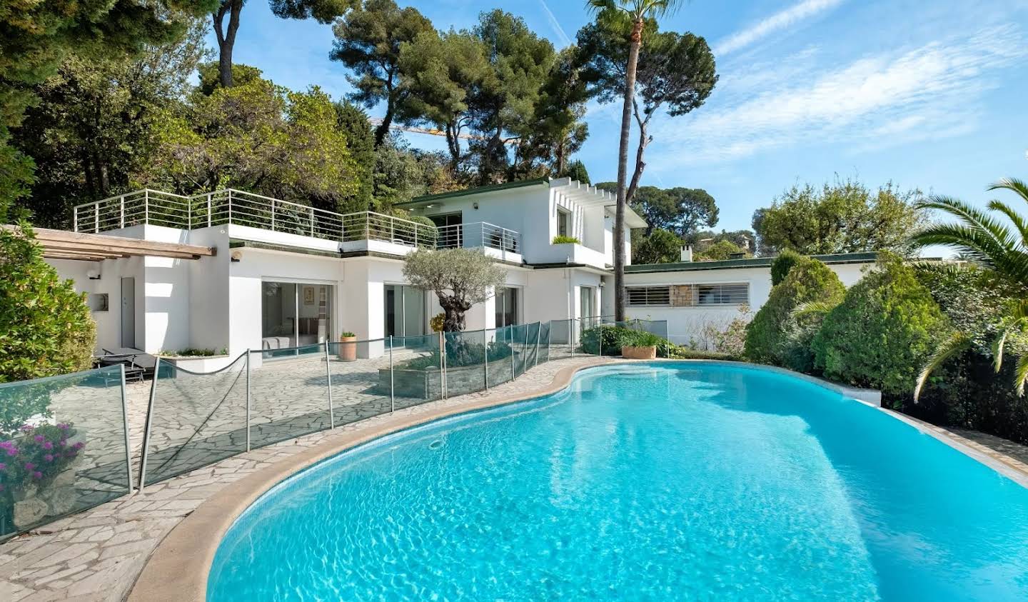 Villa with pool Cannes