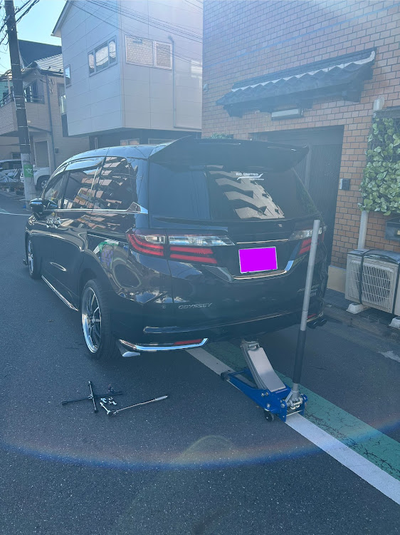 オデッセイの12月もよろしくお願いします・スタッドレスタイヤへ交換・インチダウン⤵️・洗車♪に関するカスタム事例の投稿画像2枚目