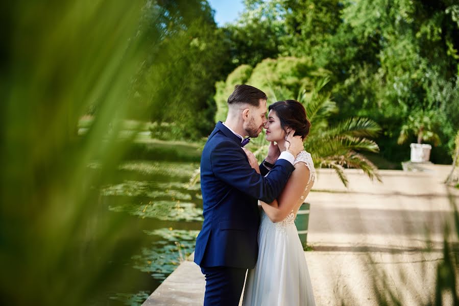 Wedding photographer Marcin Bogulewski (galeriaobrazu). Photo of 1 December 2018