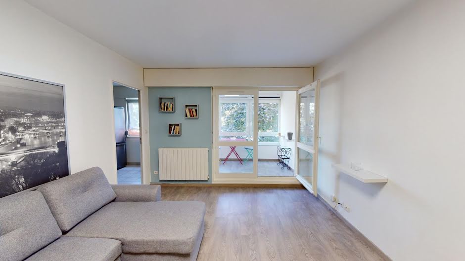 Location meublée appartement 2 pièces 51 m² à Metz (57000), 790 €