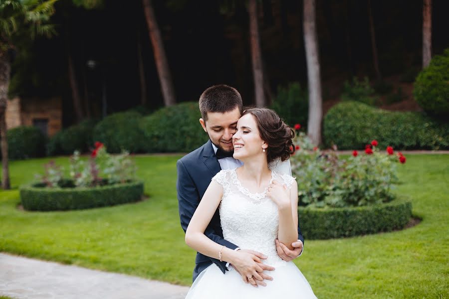 Fotógrafo de casamento Talyat Arslanov (arslanov). Foto de 7 de setembro 2016