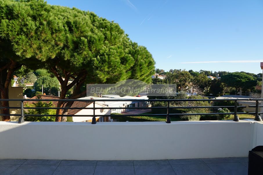 Vente appartement 4 pièces 82 m² à Cavalaire-sur-Mer (83240), 420 000 €