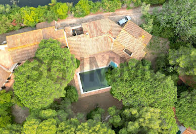 Villa with pool and terrace 20