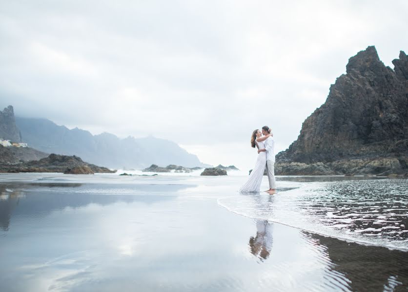 Fotografo di matrimoni Lili Litvin (lililitvin). Foto del 24 novembre 2016