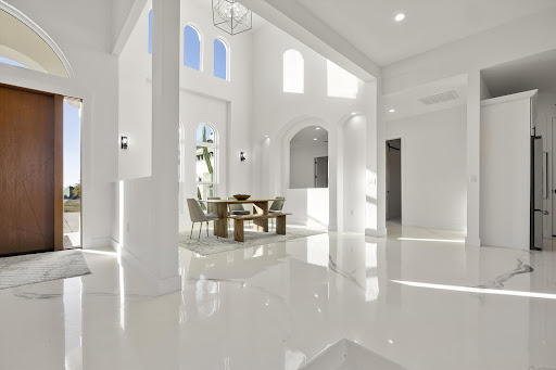 Maison avec piscine et jardin 5