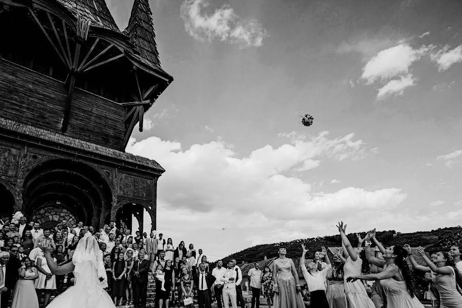 Photographe de mariage Gábor Badics (badics). Photo du 2 mars 2023