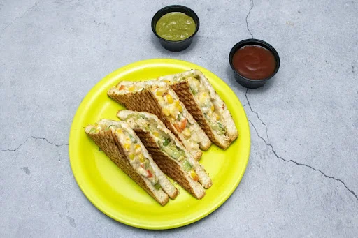 Corn Capsicum Cheese Grilled Sandwich.