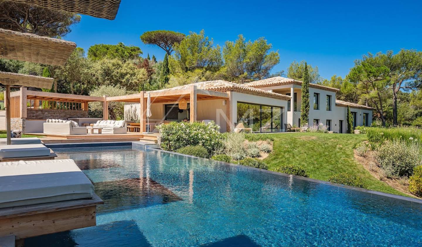 House Saint-Tropez