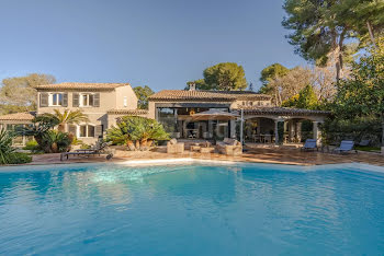 villa à Mougins (06)