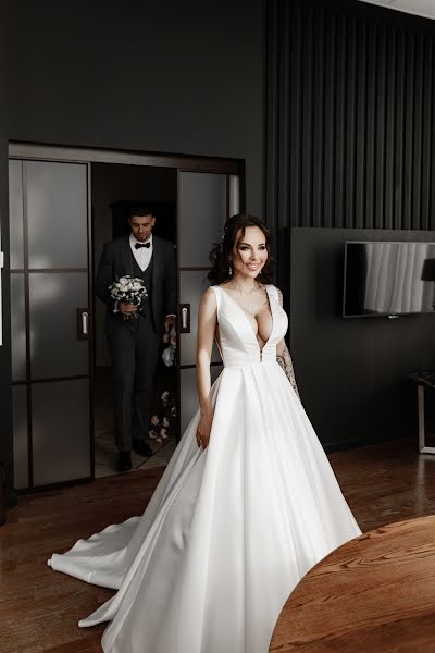 Wedding photographer Sasha Sokolovskiy (weddingguys). Photo of 14 February 2021