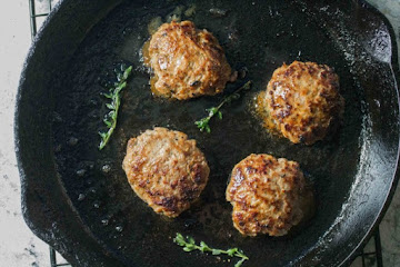 Low FODMAP Breakfast Pork Sausage Patties