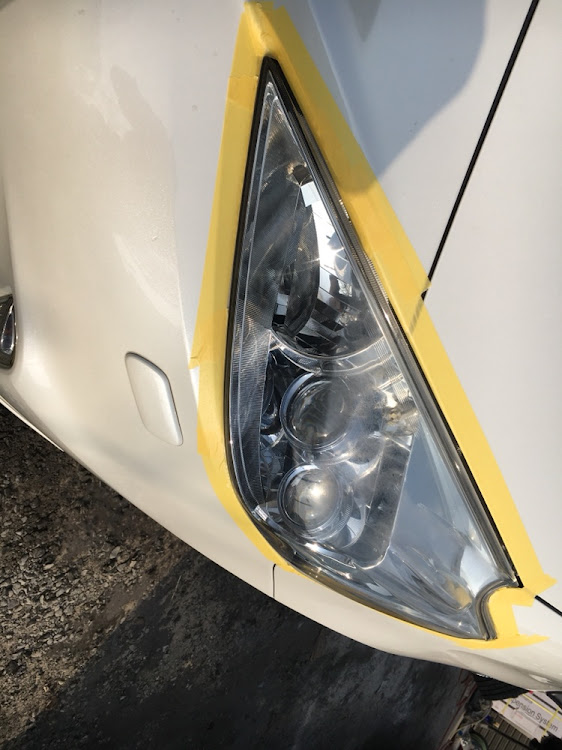 瞳真さんが投稿したヘッドライト・コーディング・磨き・プリウスαに関するカスタム事例の投稿画像2枚目