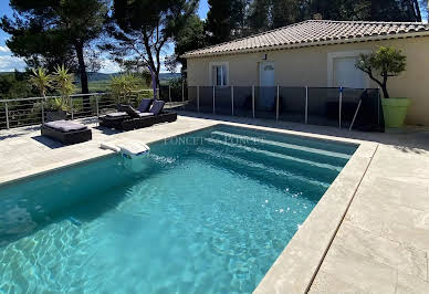 House with pool and terrace 7