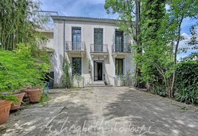 Maison avec piscine et terrasse 14