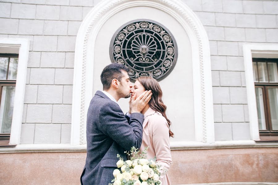 Fotograful de nuntă Anna Medvedeva (bwedding). Fotografia din 18 iunie 2021