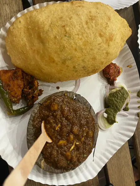 Paneer Chole Bhature (Half)