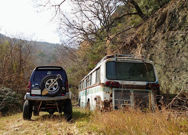 ジムニーシエラの菜の花と愛車・勝手にパトロール・JB43に関するカスタム事例の投稿画像4枚目