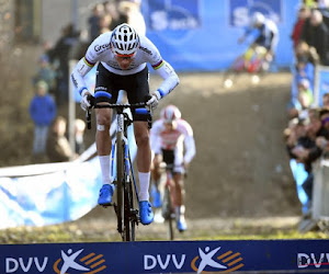 Van der Poel rijdt iedereen op een hoopje in Hamme, Meeusen enige die even kon volgen