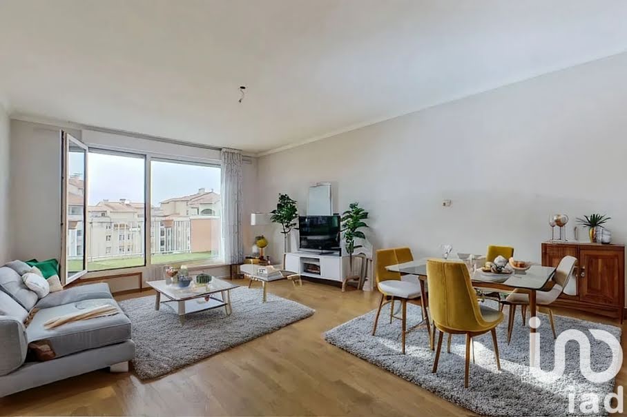 Vente appartement 4 pièces 87 m² à Bron (69500), 299 000 €