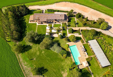 Farmhouse with garden and pool 1