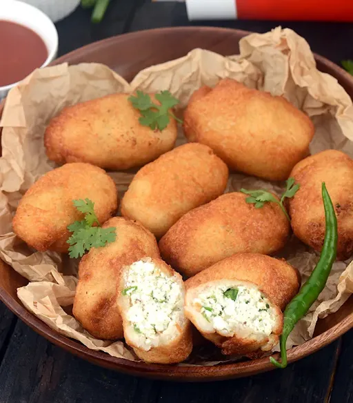 Paneer Bread Roll