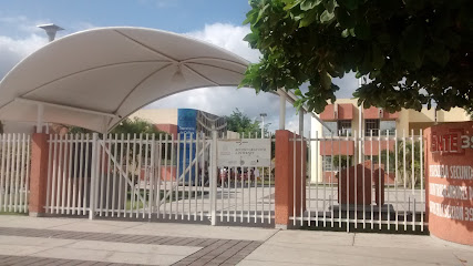 Escuela Secundaria Las Torres