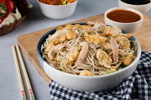 Egg Chicken Butter Garlic Hakka Noodles