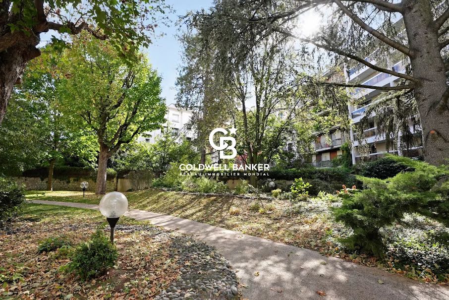 Vente appartement 4 pièces 138.72 m² à Neuilly-sur-Seine (92200), 1 450 000 €