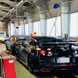 NISSAN GT-R R35